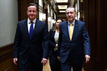 Erdoğan'ın Danışmanı, İngiltere Başbakanı'nı Ülkesine Rezil Etti