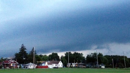 Breath-Taking Shelf Cloud! 8/29/14
