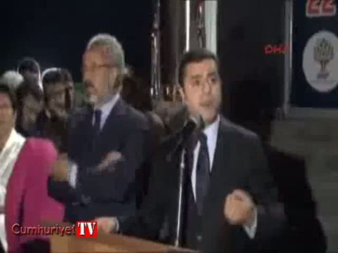 Demirtaş: Bilsem ki barışı getirecek, koltuğu işgal etmem