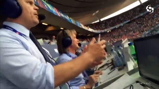 Quand le commentateur islandais devient complètement fou !