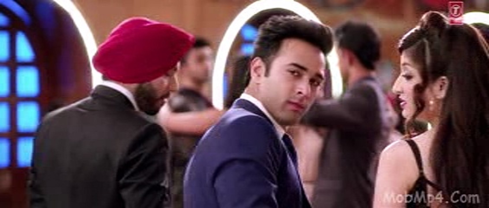 Junooniyat - Official Trailer - Pulkit Samrat & Yami Gautam - Fun 4 Everyone