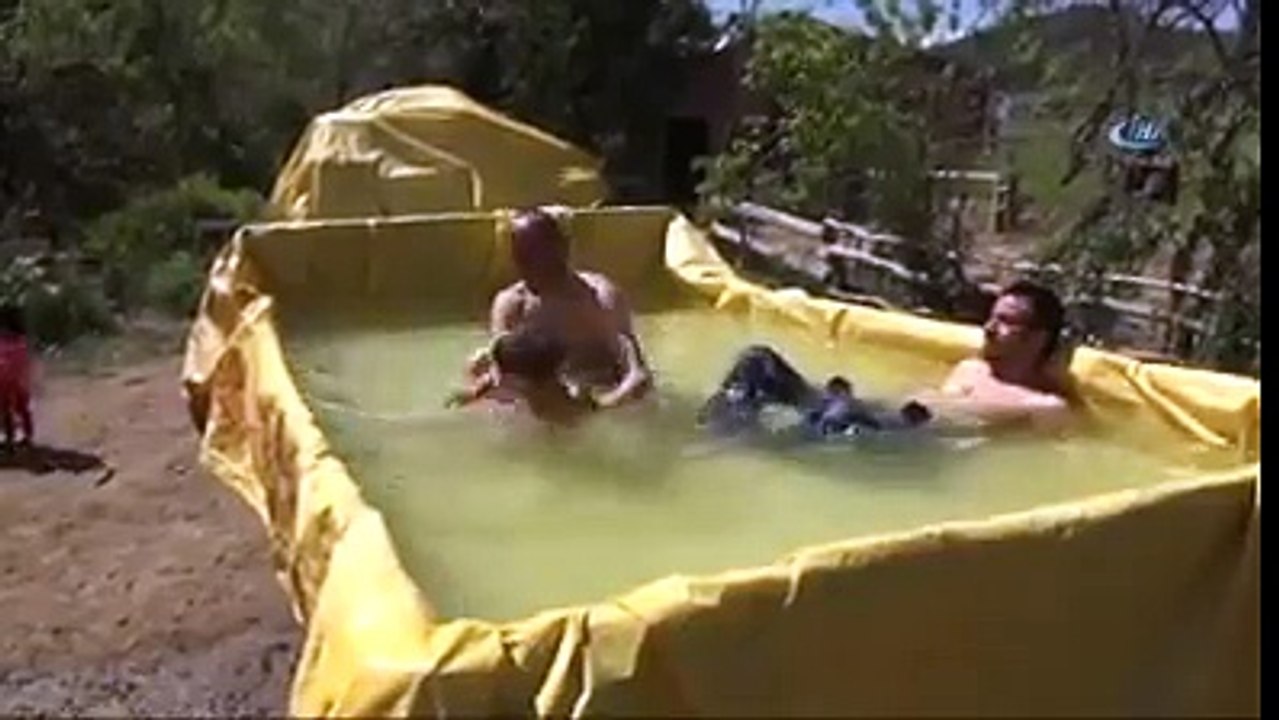 A diferent pool from the other's you may have seen... anyway it works tho !!