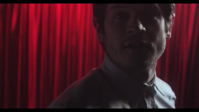 Bolton le méchant de Game of Thrones est un chanteur !! Clip !! Iwan Rheon - Bang! Bang!