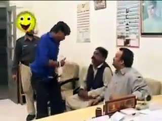 Hilarious Prank with Amjad Sabri in Police Station!