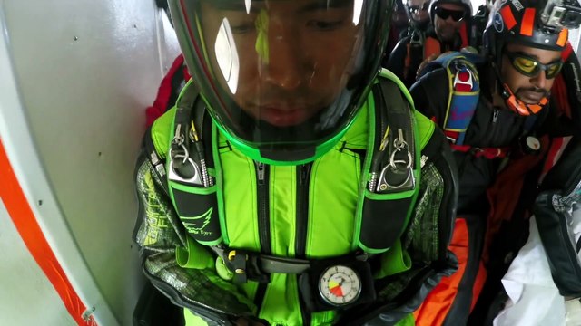 Record du monde de Wingsuiters volants en même temps !