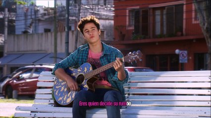 Simón sings "Valiente" (From "Soy Luna")