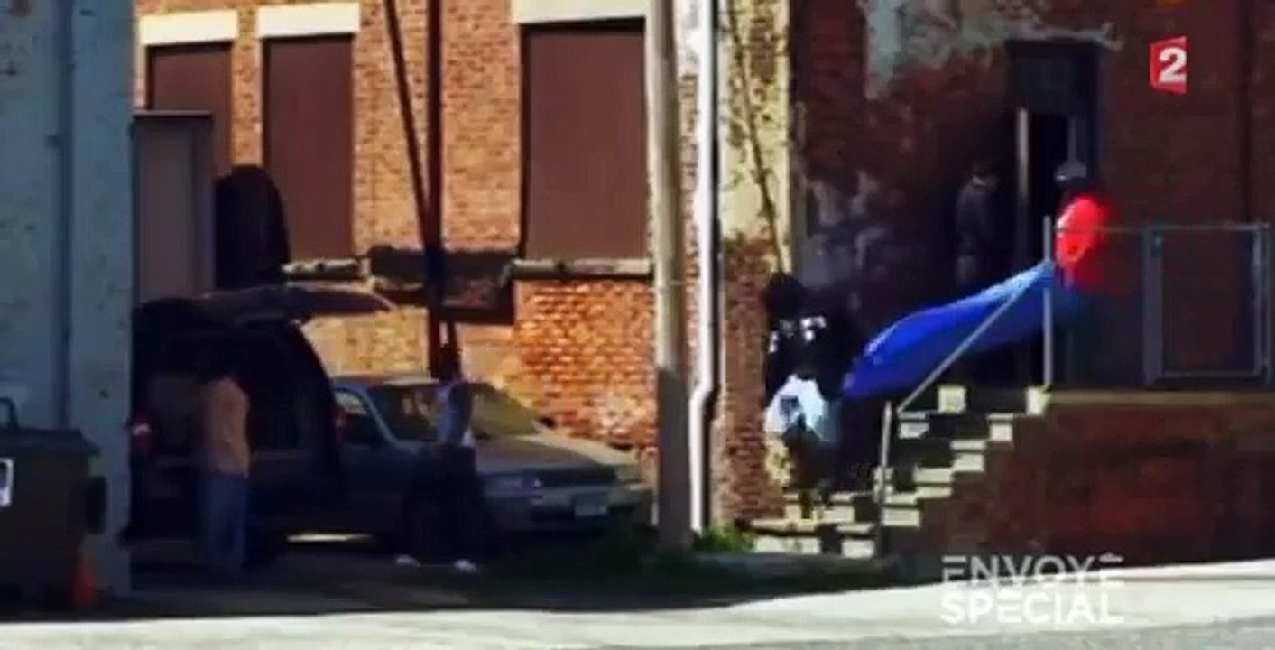 avoir absolument et partagé  La fabrique de faux complots terroristes