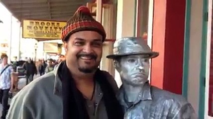 Amjad Sabrri ameriki ko urdu sekha re hay