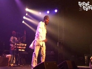 SIZZLA - LIVE IN PARIS ( ELYSEE MONTMARTRE 18/06/07 )