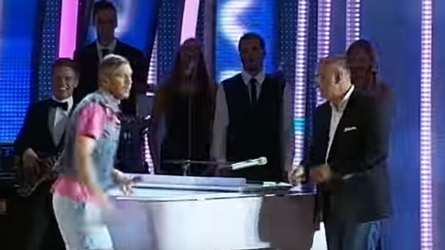 Иван Дорн не качает бицепсы, Иван Дорн качает танцпол.