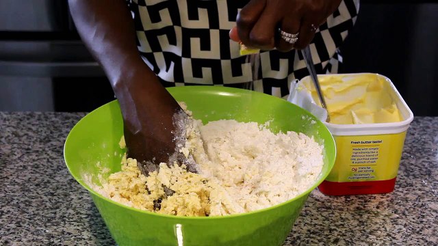 Ghana meat-pie! How I make them! Corned beef/Ground beef... Mystyle... #food