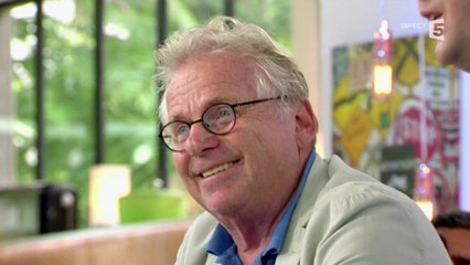 Patrick Cohen pose une "question bête" à Florian Philippot!