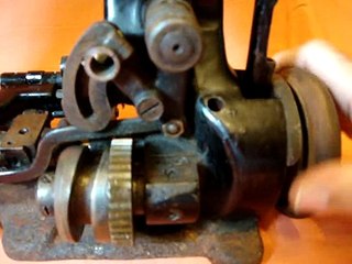 Antigua máquina de coser, Singer, del siglo 19!!!