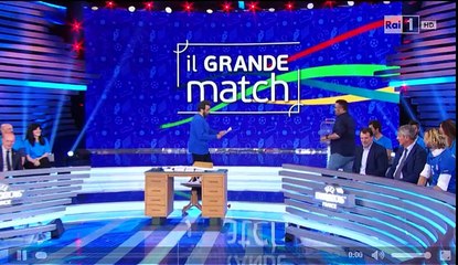 Flavio Insinna, Sergio Friscia e "L'immotivato Quiz" - "Il Grande Match" 22/06/2016