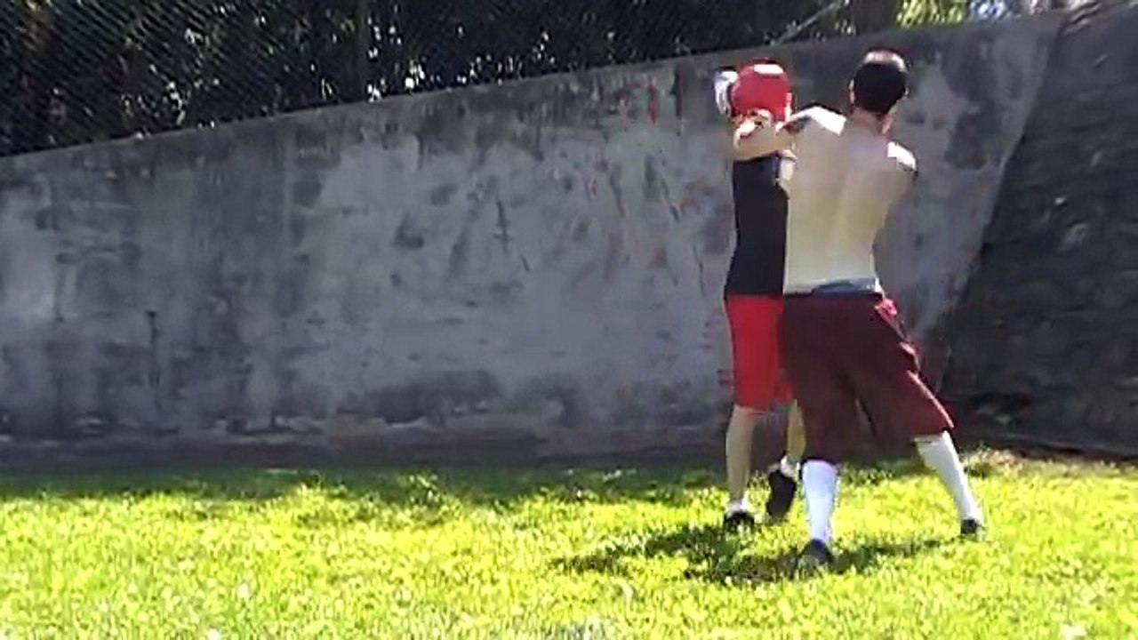 Skinny-guy boxing part 1