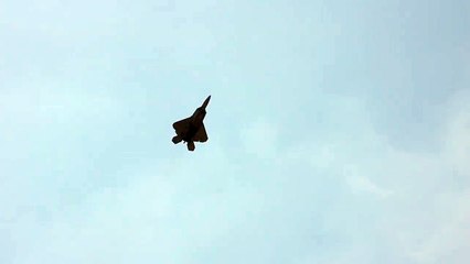 F-22 Raptor Demonstration - Dayton Air Show 2016