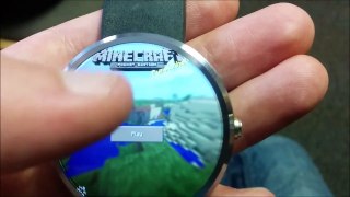 Moto 360 running Minecraft Pocket Edition