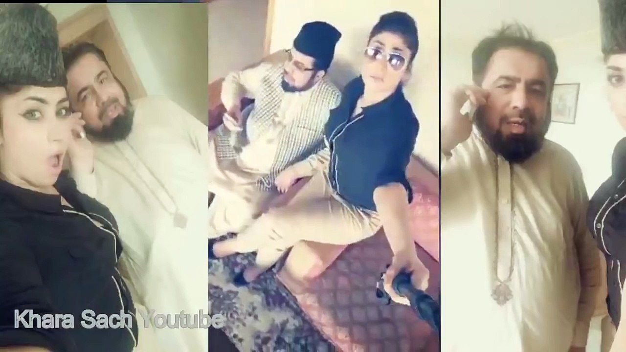 Baloch posing with Mufti Abdul Qawi