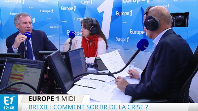 Bayrou : Il faut faire une Europe démocratique