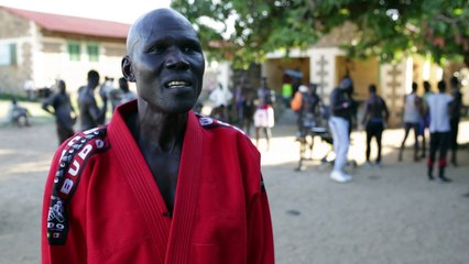 Soudan du sud: le kickboxing pour se battre pour la paix