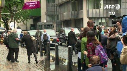 Cameron vota no referendo sobre a permanência na UE