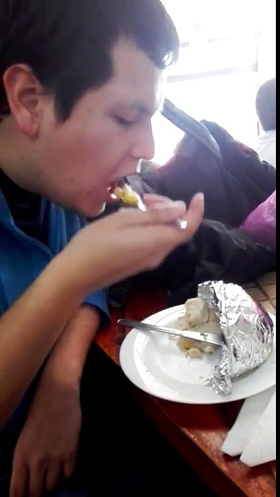 PROBANDO COMIDA ARABE (FALAFEL, DON KEBAB) CHATITA!