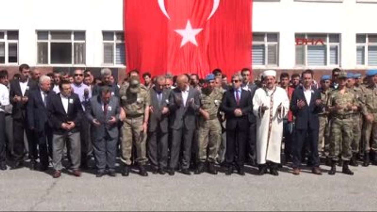 Bitlis Şehit Uzman Çavuş Mehmet Aşkar Törenle Memleketine Uğurlandı-2
