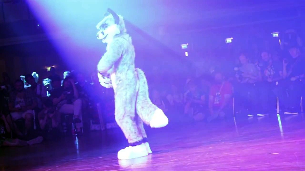 19 - Spencer - Enter The Arena - Eurofurence 21