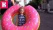 ВЛОГ Мисс Катя идём на прогулку к морю с огромным надувным Пончиком поиграем на берегу и площадке новое видео 2016