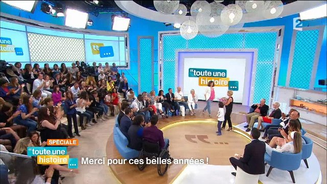 Très émue, Sophie Davant a fait ses adieux à Toute une Histoire cet après-midi sur France 2 - Regardez