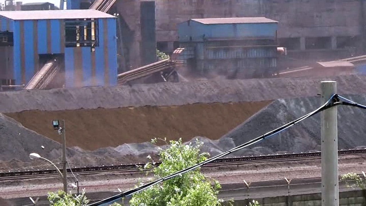 ERDEMİR'DEN KALKAN CEVHER TOZU EREĞLİ'NİN RENGİNİ DEĞİŞTİRİYOR