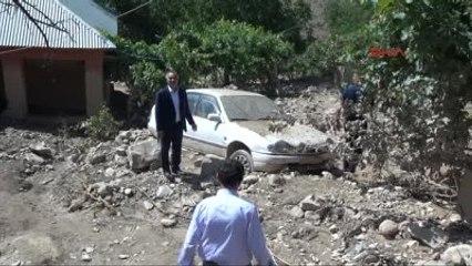 Hakkari'de Sel 300 Koyun Telef Oldu 10 Ev Hasar Gördü
