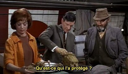 QUATERMASS AND THE PIT 1/2 (de Roy Ward Baker James Donald, Andrew Keir, Barbara Shelley 1967) - ( vost.FR