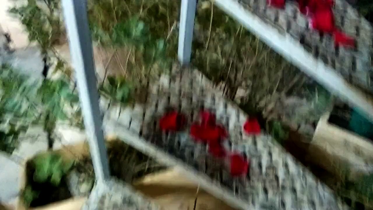 Sa copine lui fait une superbe surprise pour la Saint Valentin