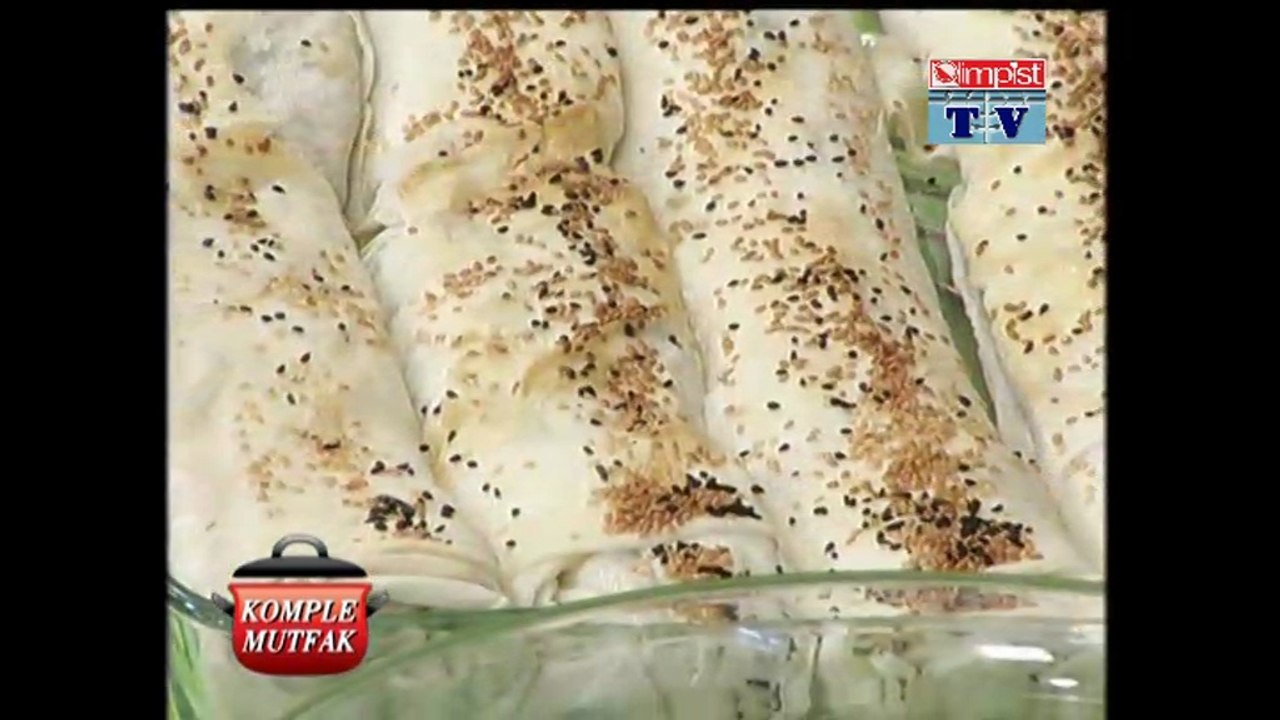 ISPANAKLI TAVUKLU KOL BÖREĞİ