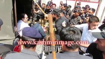 MUZAFERABAD POLICE BEATING INNOCENT DOCTOR STUDENTS