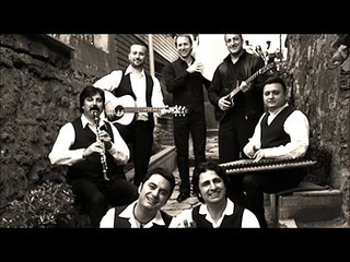 Eşref vakti bülbülüm altın kafeste