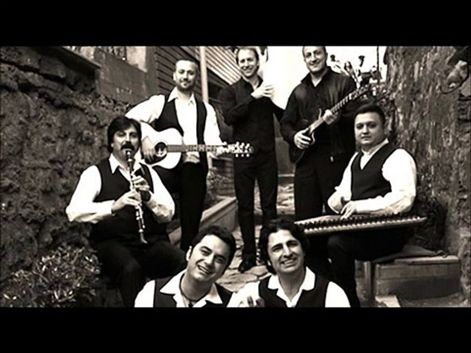 Eşref vakti bu şehirden gidiyorum