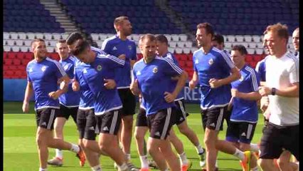 Irlanda del Norte y Gales se juegan el pase a cuartos