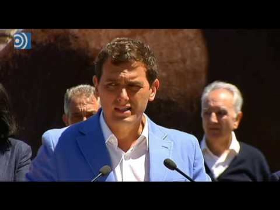 Rivera dice a Rajoy que han demostrado ser el voto "más útil"