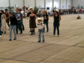 Tours country dance