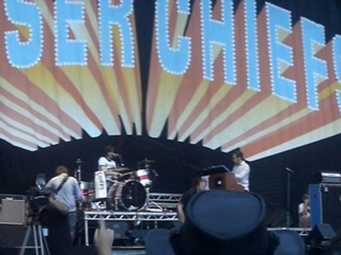 kaiser chiefs monaco 12/07 everyday i love you less and less