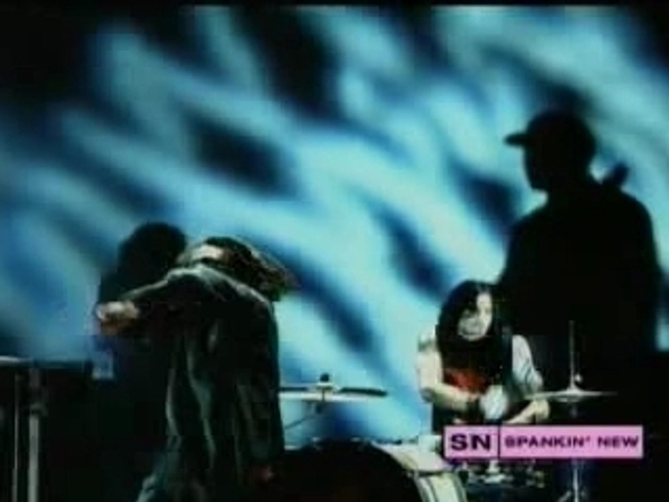 Rage Against The Machine - Guerilla Radio