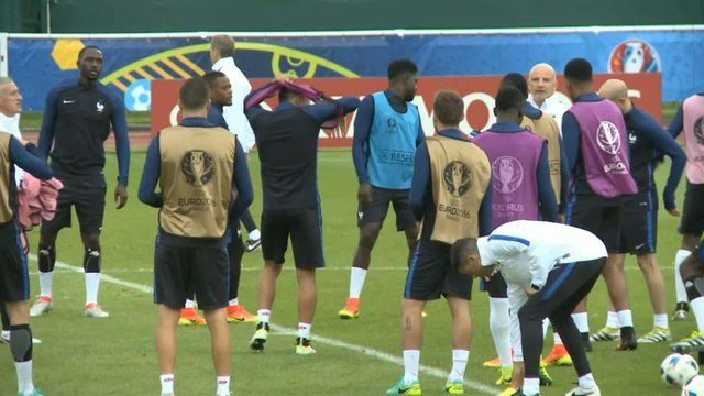 Foot - Euro : Place aux matches à élimination directe pour les Bleus