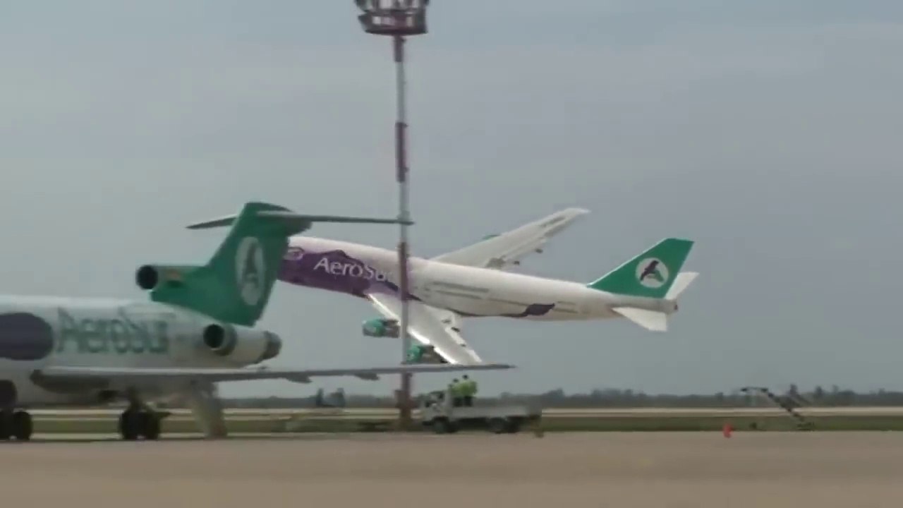 Top Boeing 747 Crosswind Storm Landings Takeoffs Touch and Go