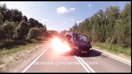 GoodieTwoShoes feat. Basement Jaxx - WAR