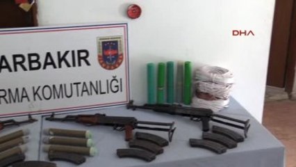 Diyarbakır Lice'de Örgütün Sığınaklarında Silah ve Patlayıcı Bulundu