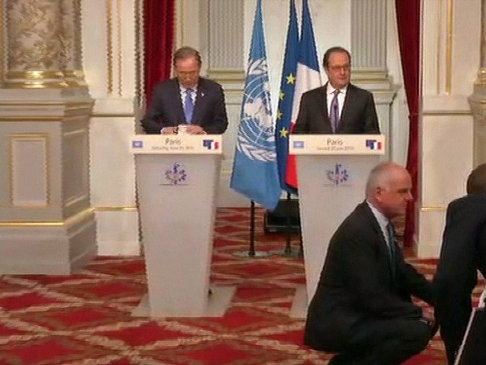 Brexit: Hollande consulte les dirigeants politiques français