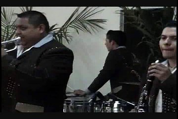 Banda LLano Grande_ Aguila Blanca y el 24.wmv