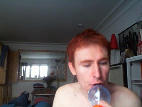 Wiwi égratigne elle danse de Caroline Comment